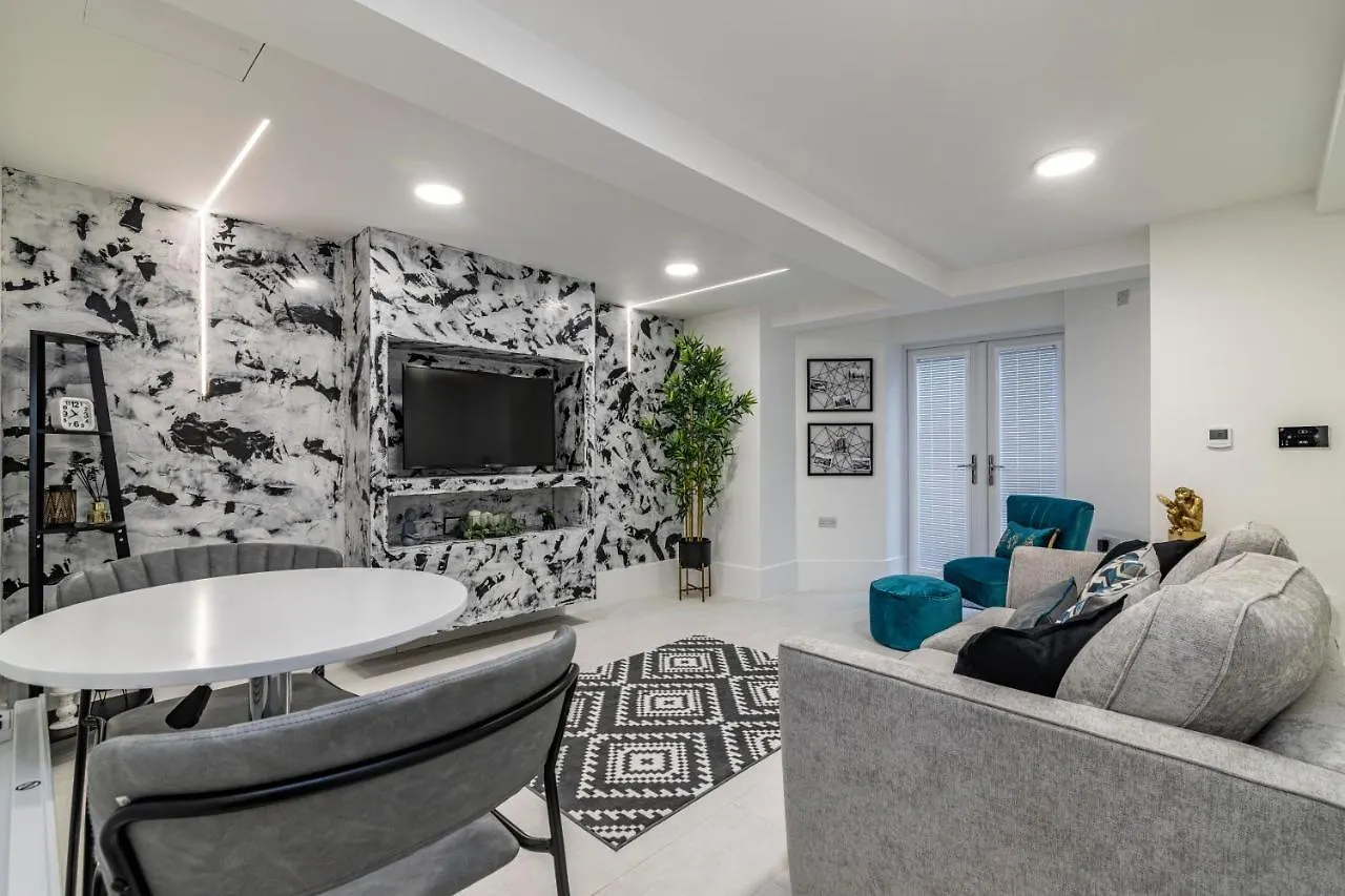 Cosy Apartment In West Bridgford, Close To Transport Links And Walking Distance To Cricket And Football Nottingham
