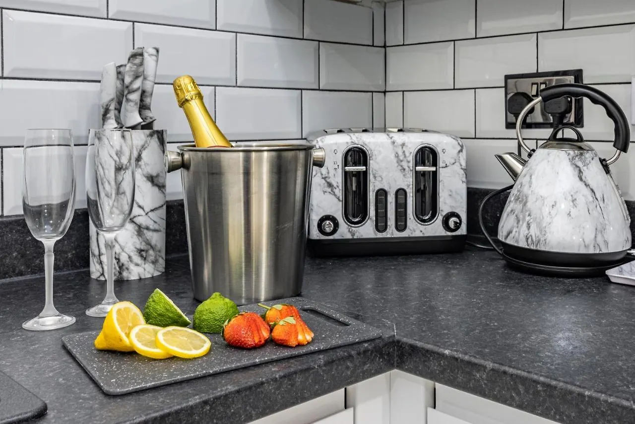 Cosy Apartment In West Bridgford, Close To Transport Links And Walking Distance To Cricket And Football Nottingham