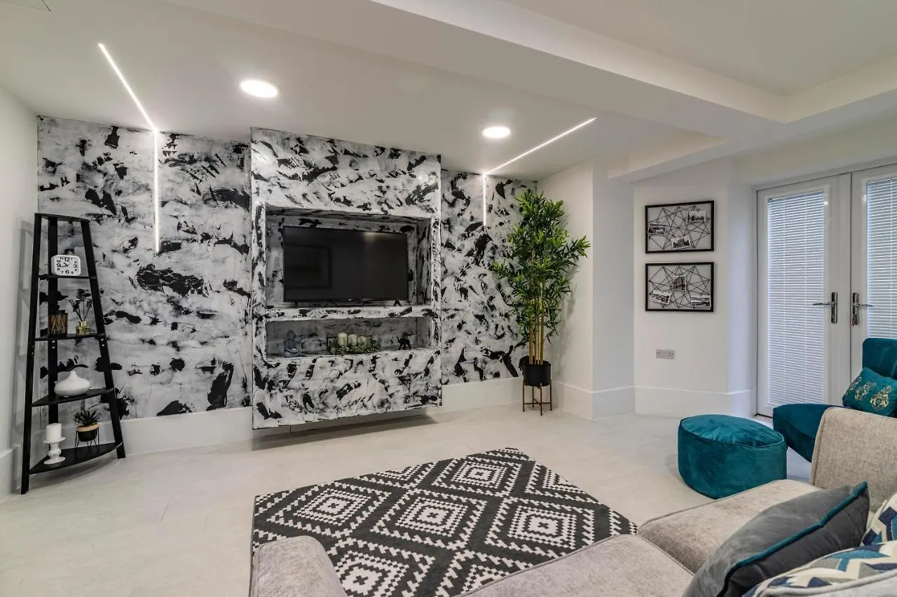 Cosy Apartment In West Bridgford, Close To Transport Links And Walking Distance To Cricket And Football Nottingham 0*,  United Kingdom